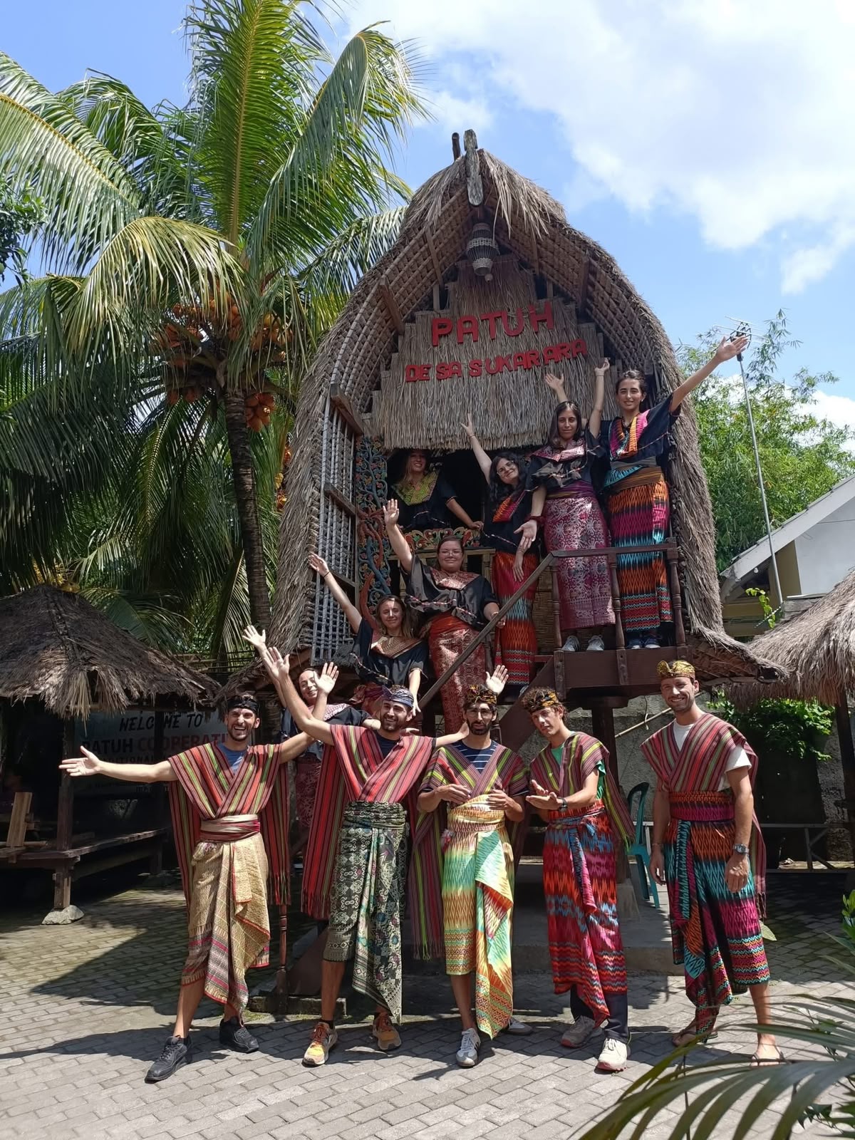 Foreign tourist visit to one of the art shops in Sukarara village